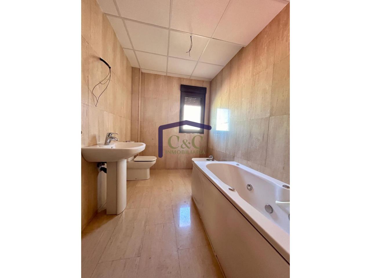 For sale of house in Manzanares