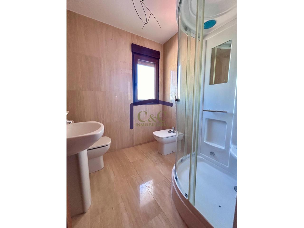 For sale of house in Manzanares