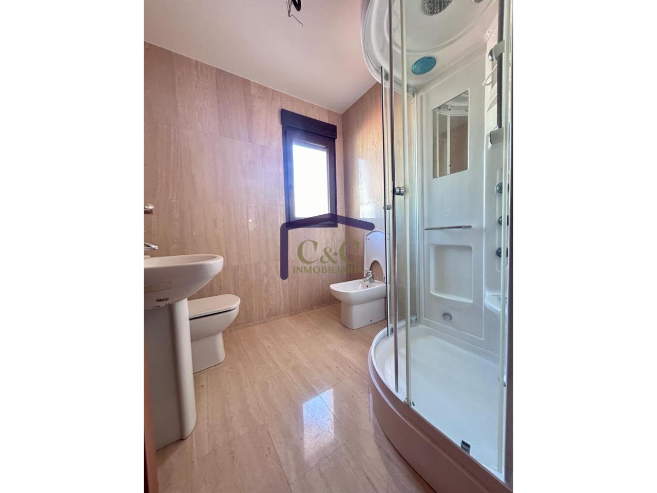 For sale of house in Manzanares