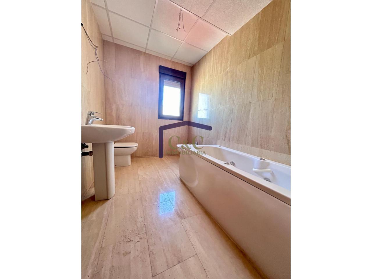For sale of house in Manzanares