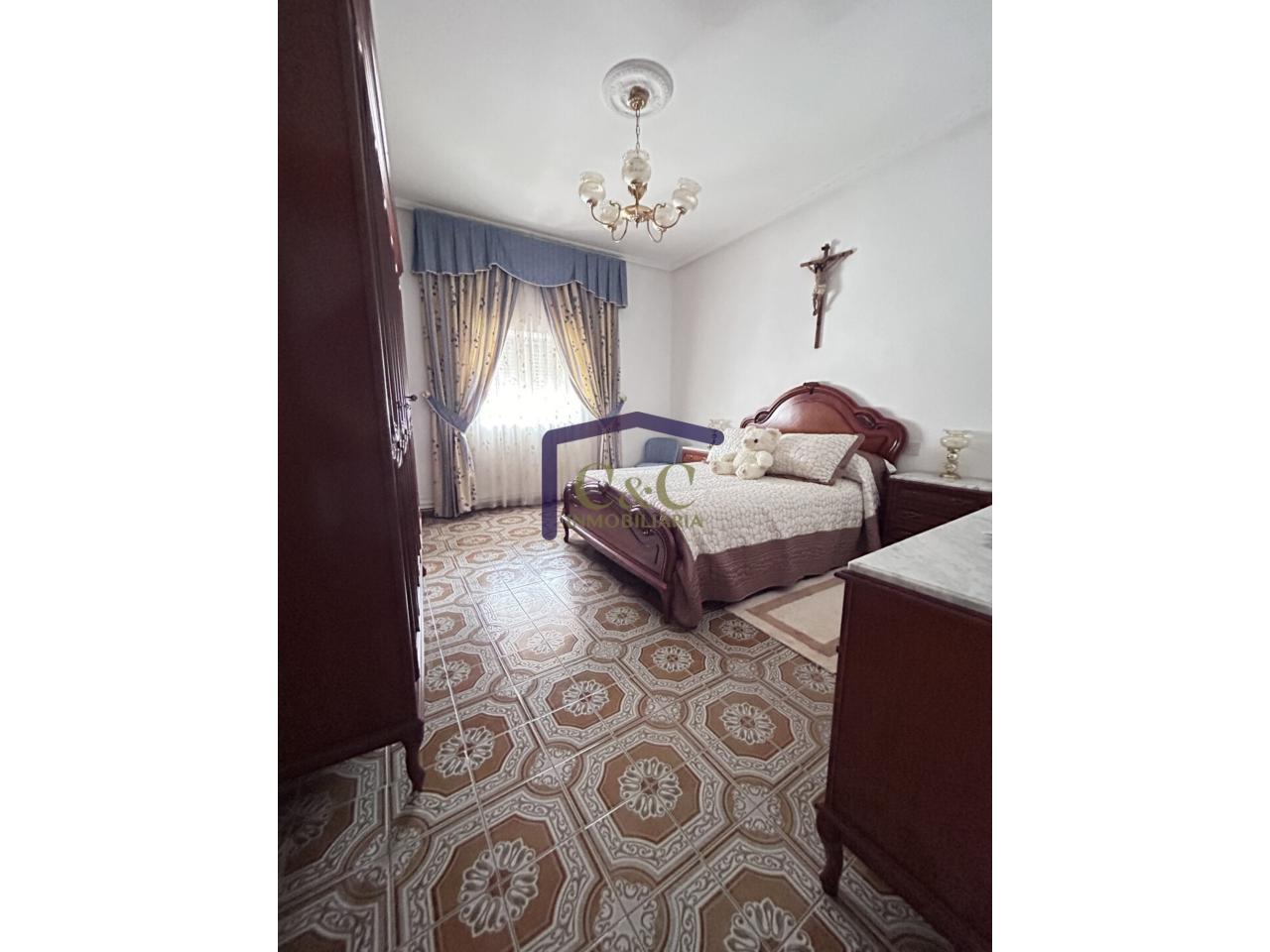 Venta de casa en Manzanares