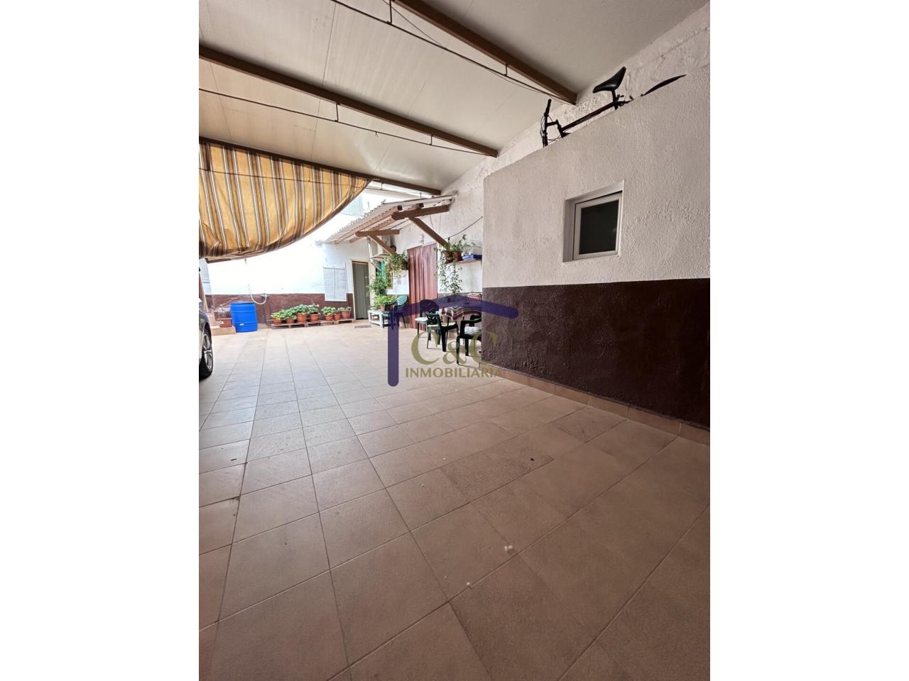 Venta de casa en Manzanares
