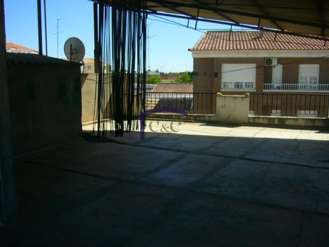 Venta de casa en Manzanares