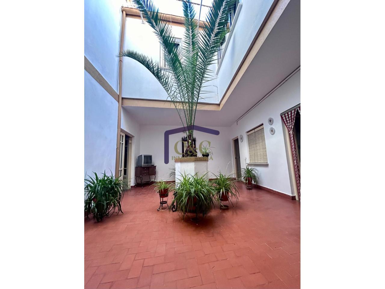 For sale of house in Manzanares