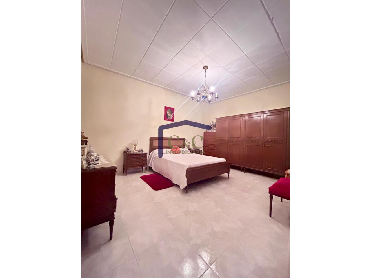 For sale of house in Manzanares