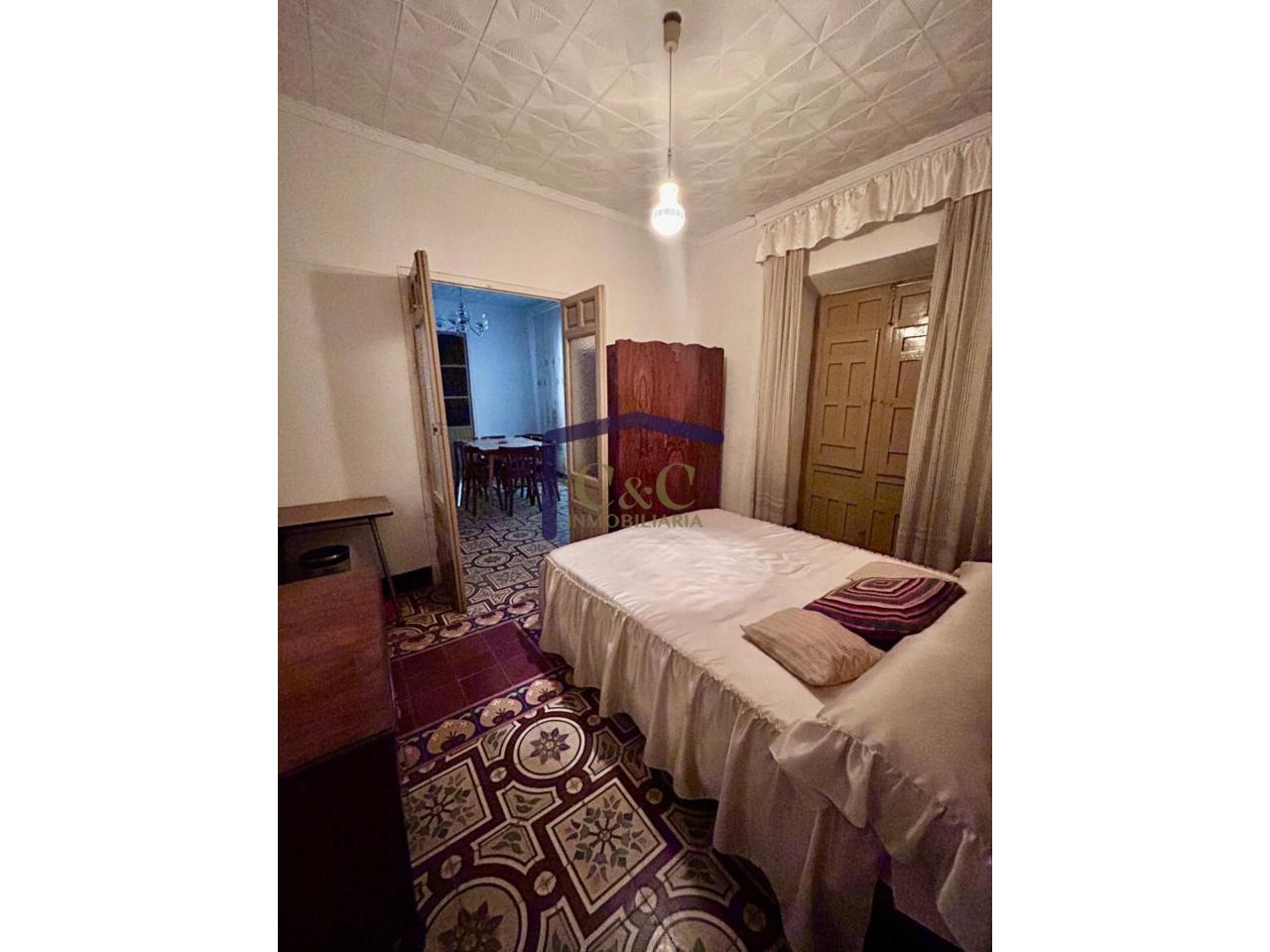 For sale of house in Manzanares