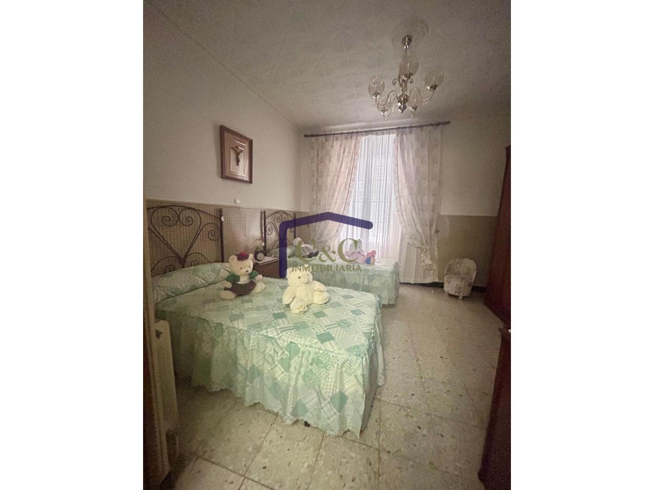 For sale of house in Manzanares