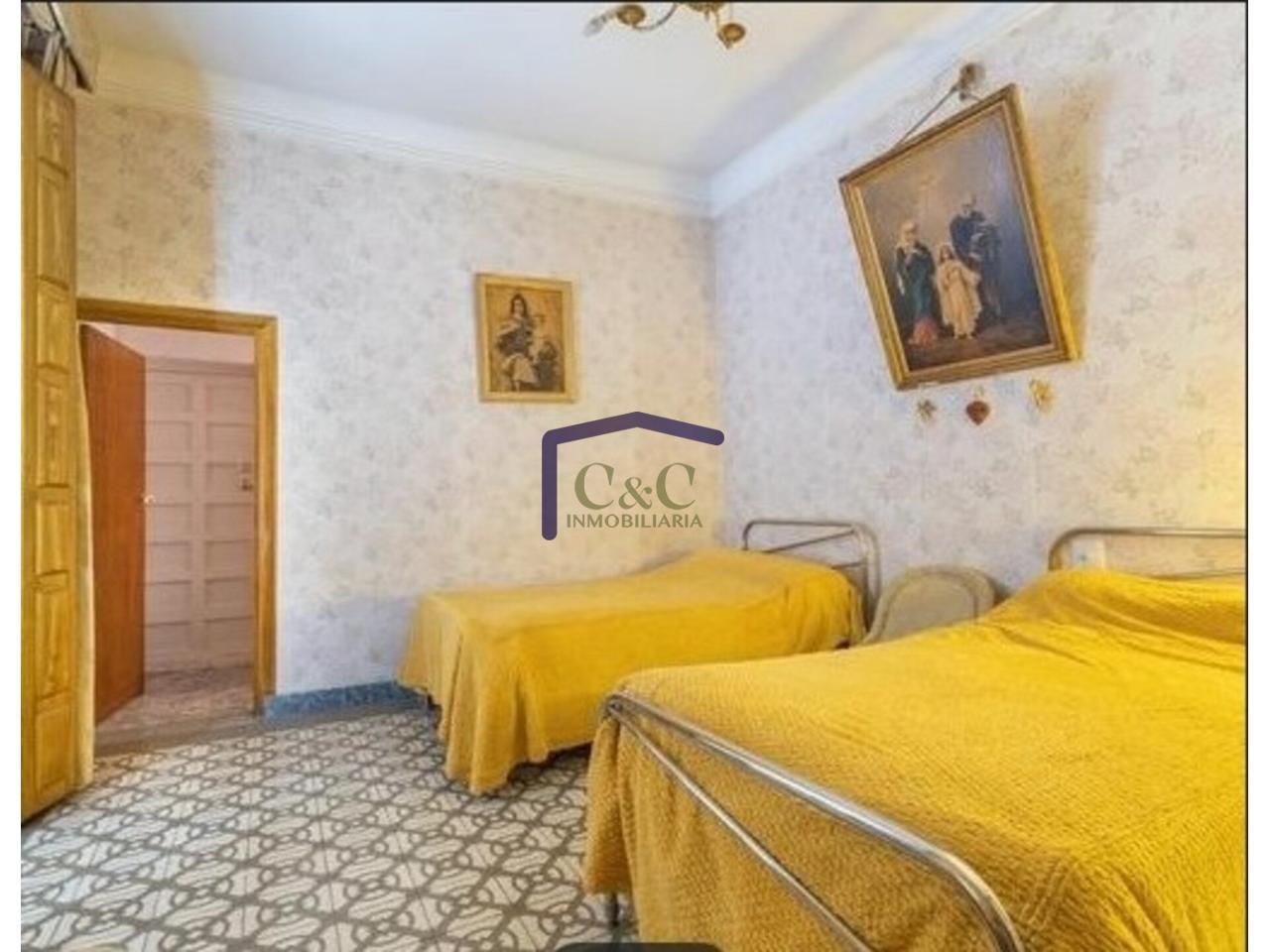 Venta de casa en Manzanares