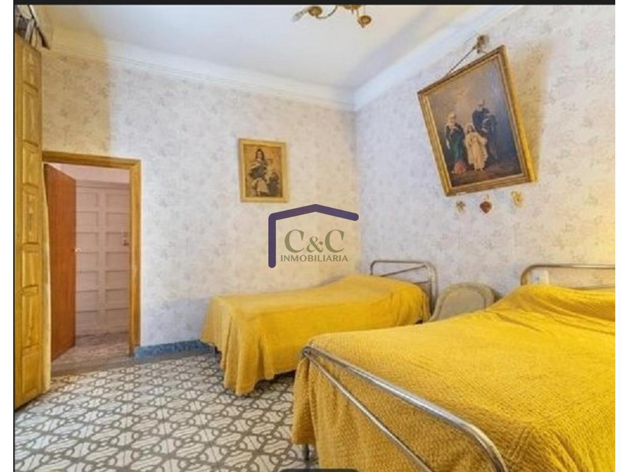 Venta de casa en Manzanares