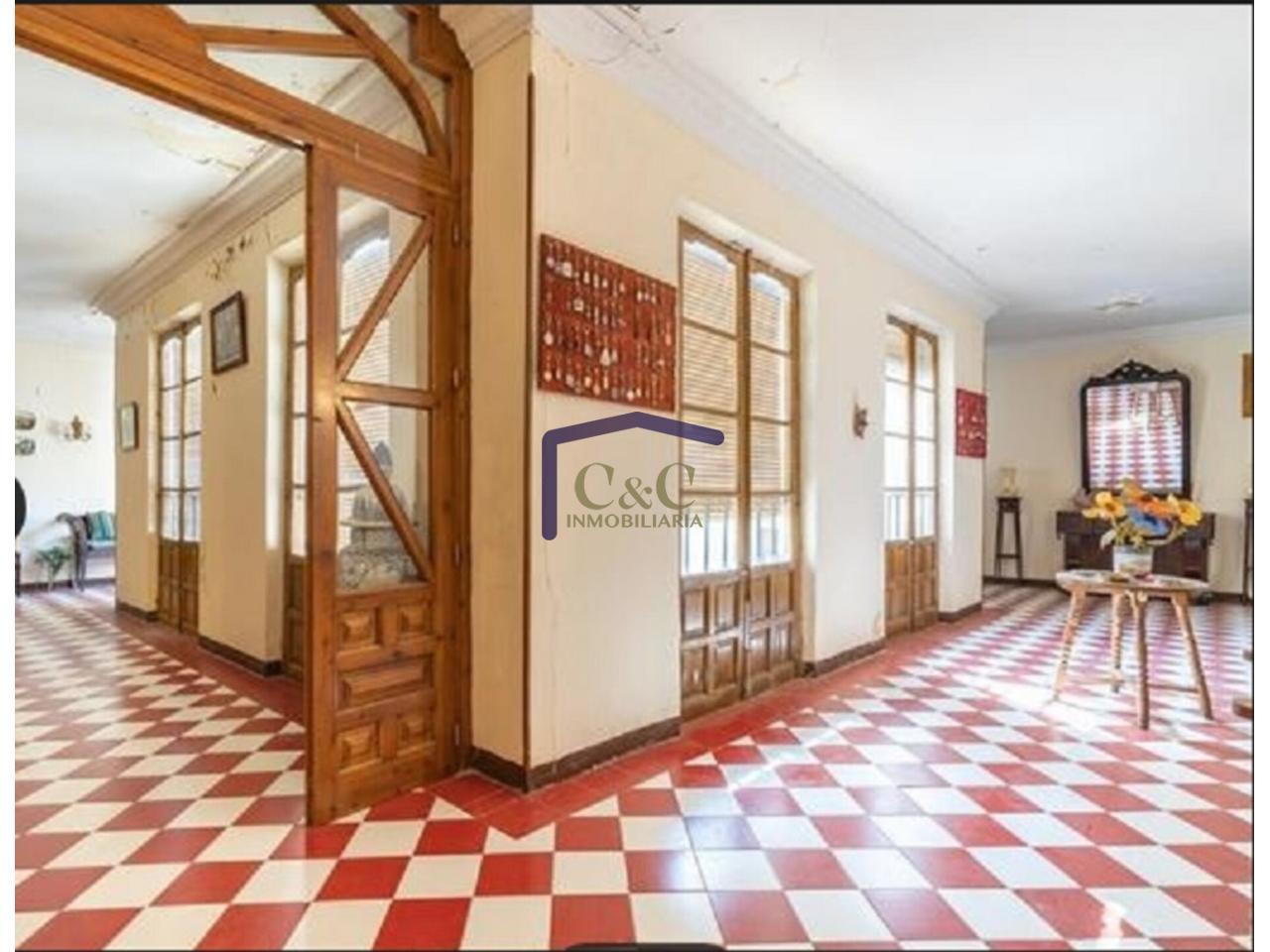 Venta de casa en Manzanares