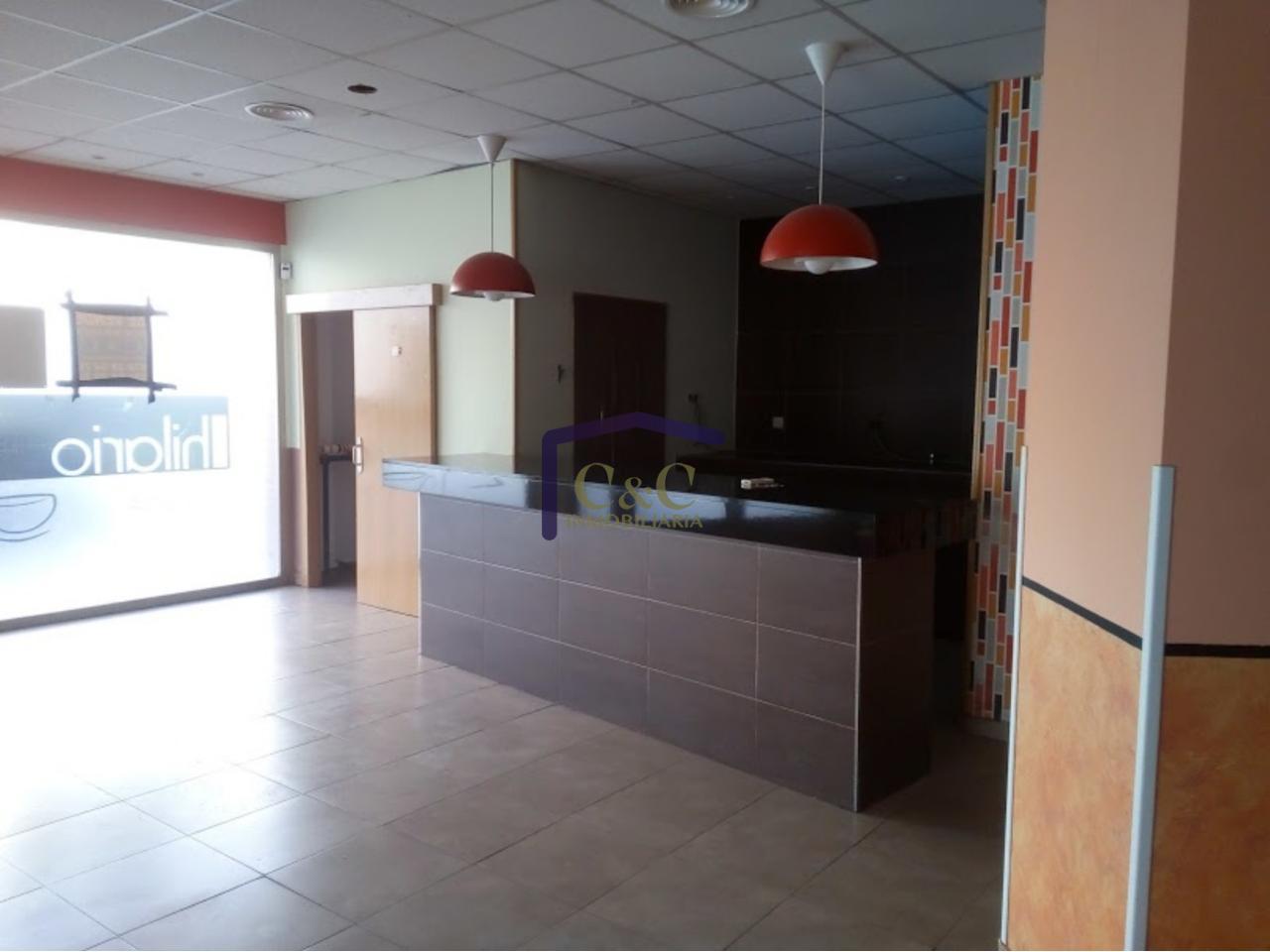 Venta de local comercial en Manzanares