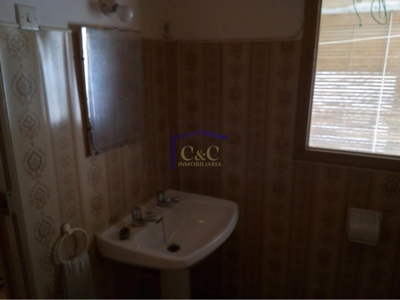 For sale of house in Manzanares