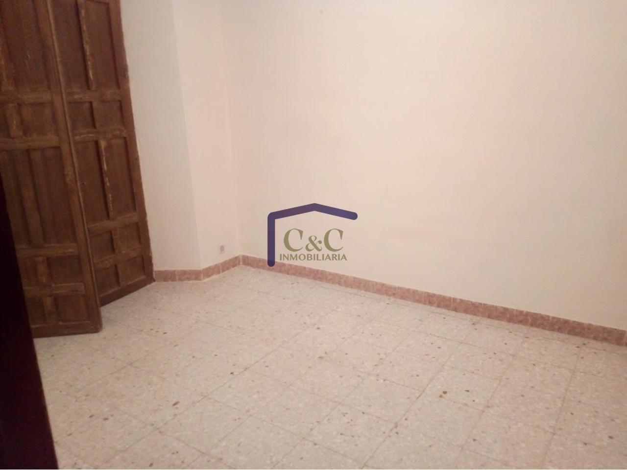 For sale of house in Manzanares