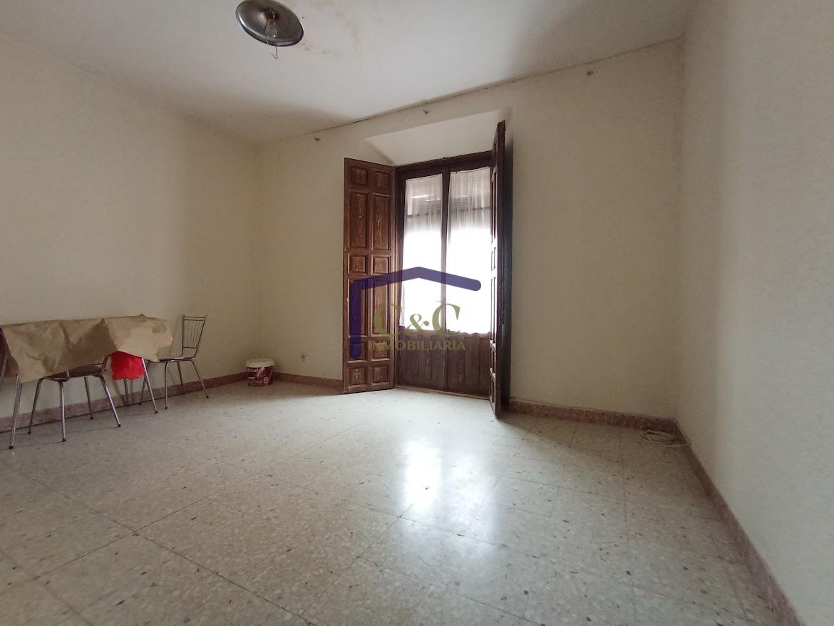 Venta de casa en Manzanares