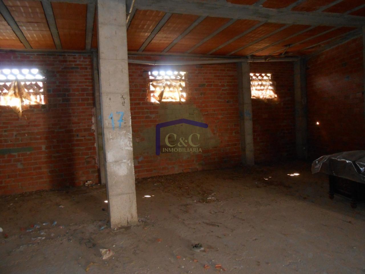 For sale of commercial in Manzanares