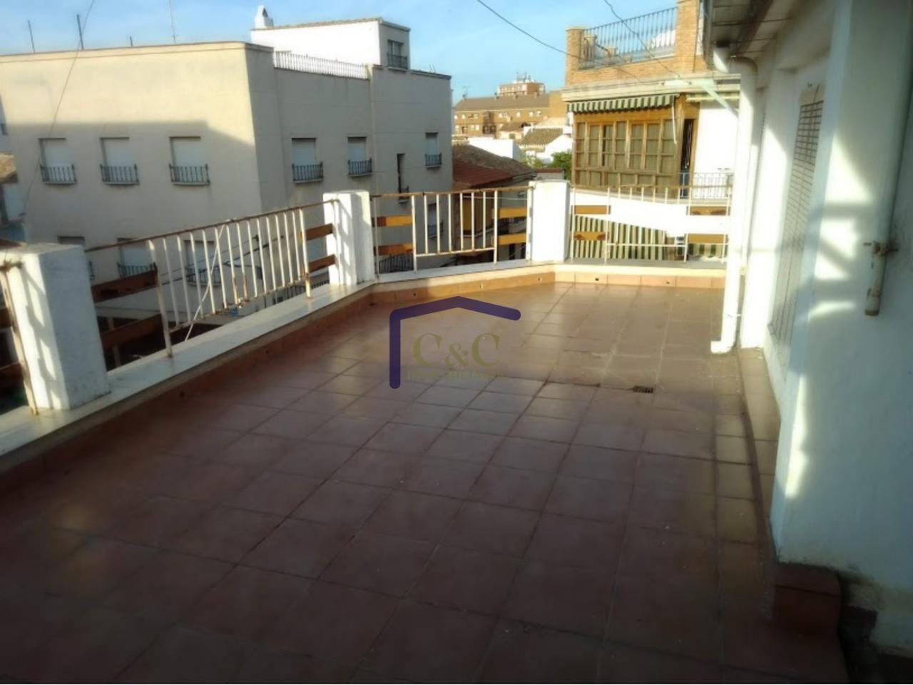 Venta de casa en Manzanares