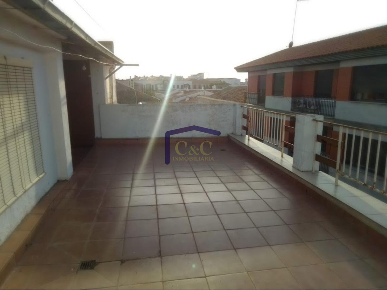 Venta de casa en Manzanares