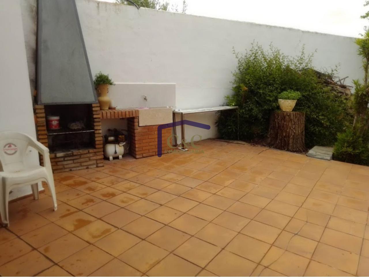 Venta de casa en Valdepeñas