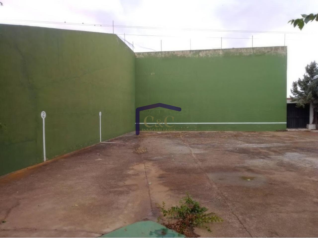 Venta de casa en Valdepeñas