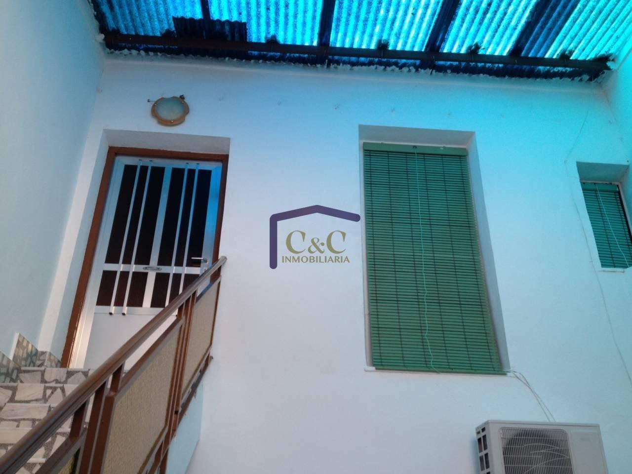 For sale of flat in Manzanares