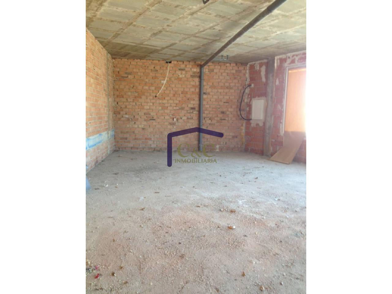 For sale of commercial in Manzanares