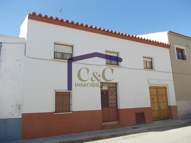Venta de casa en Manzanares
