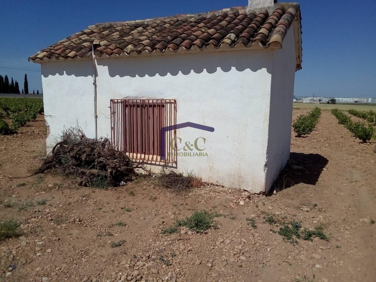 Venta de finca rústica en Manzanares