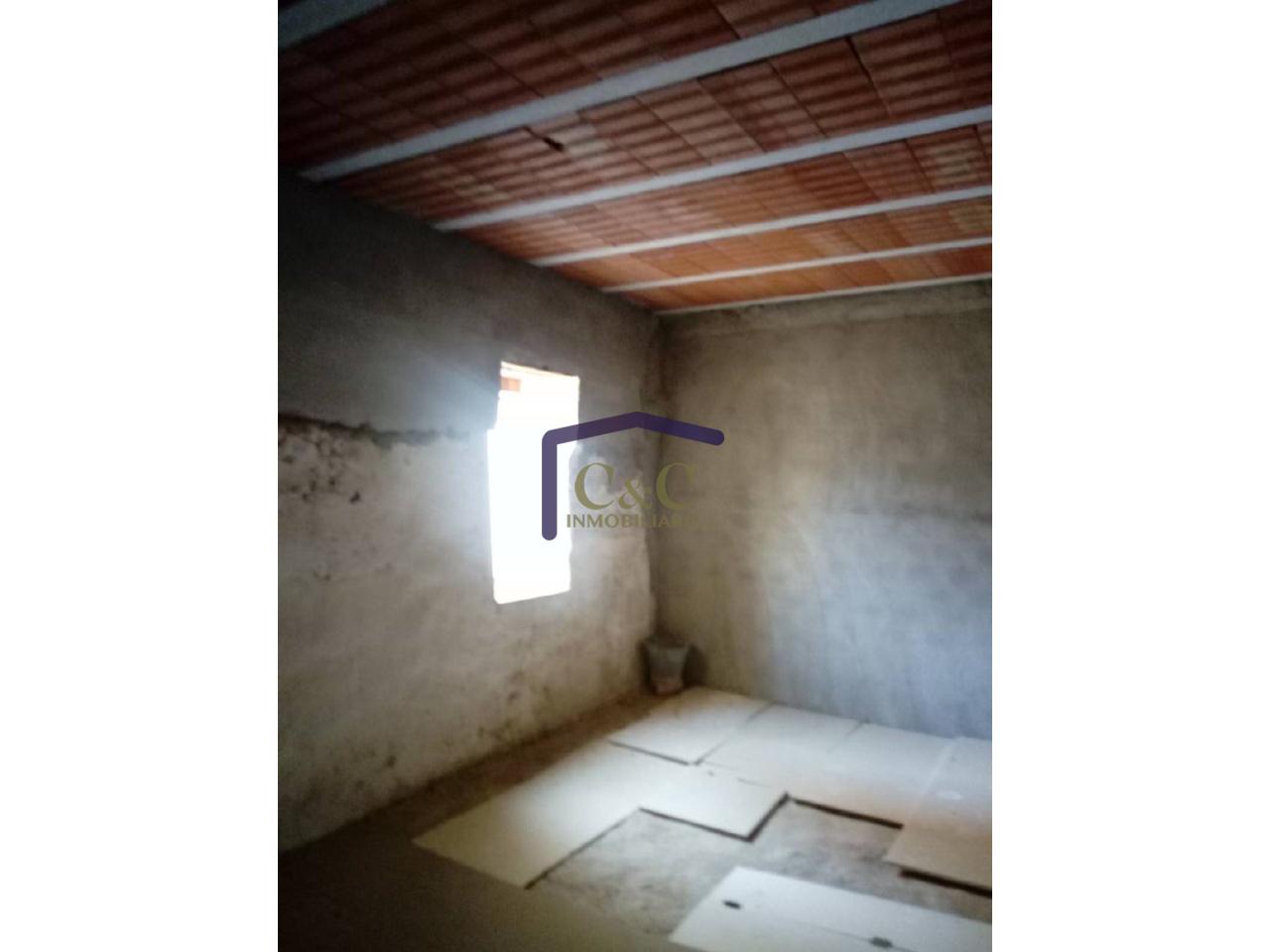 For sale of flat in Manzanares