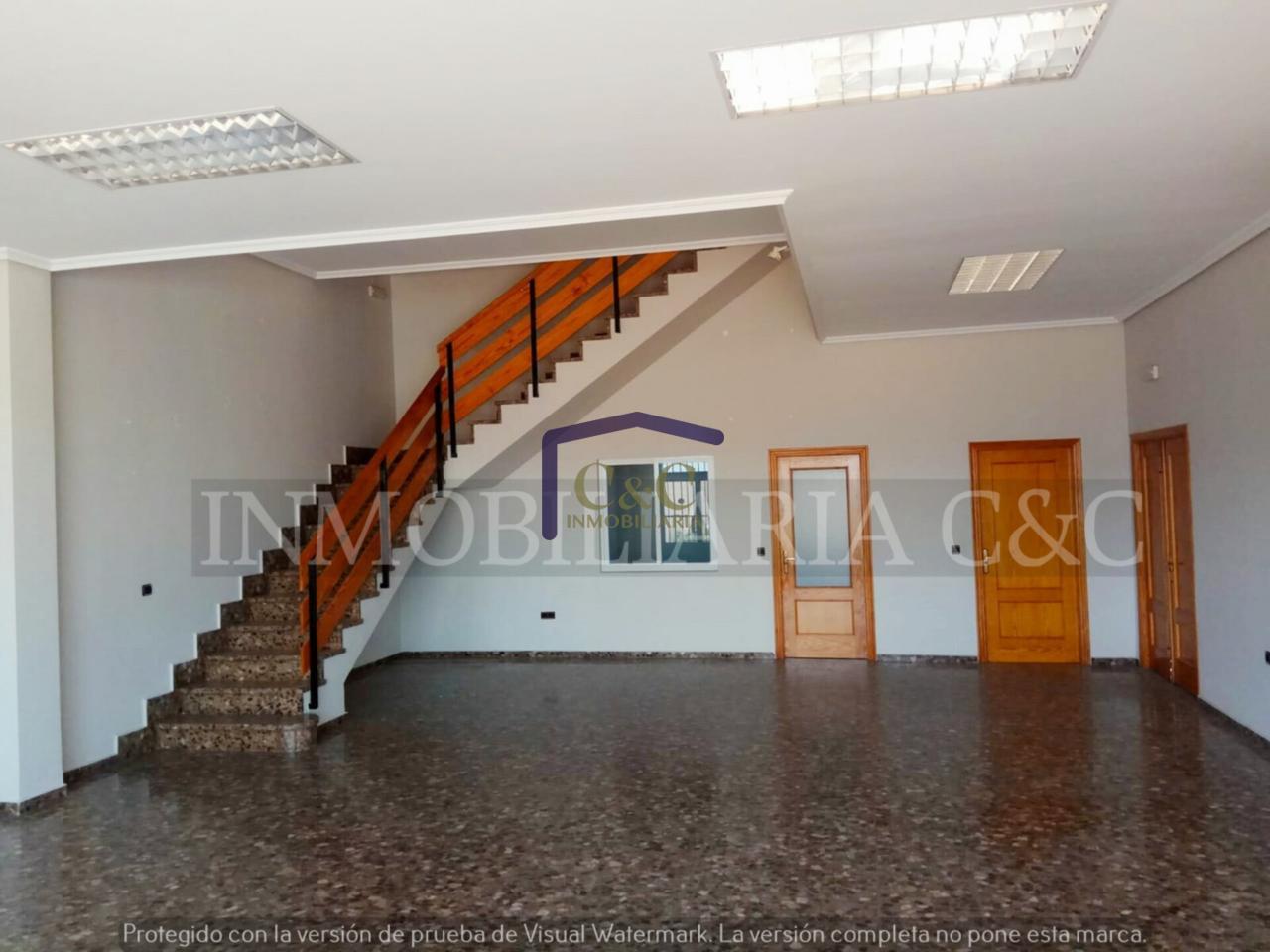 Venta de nave en Manzanares