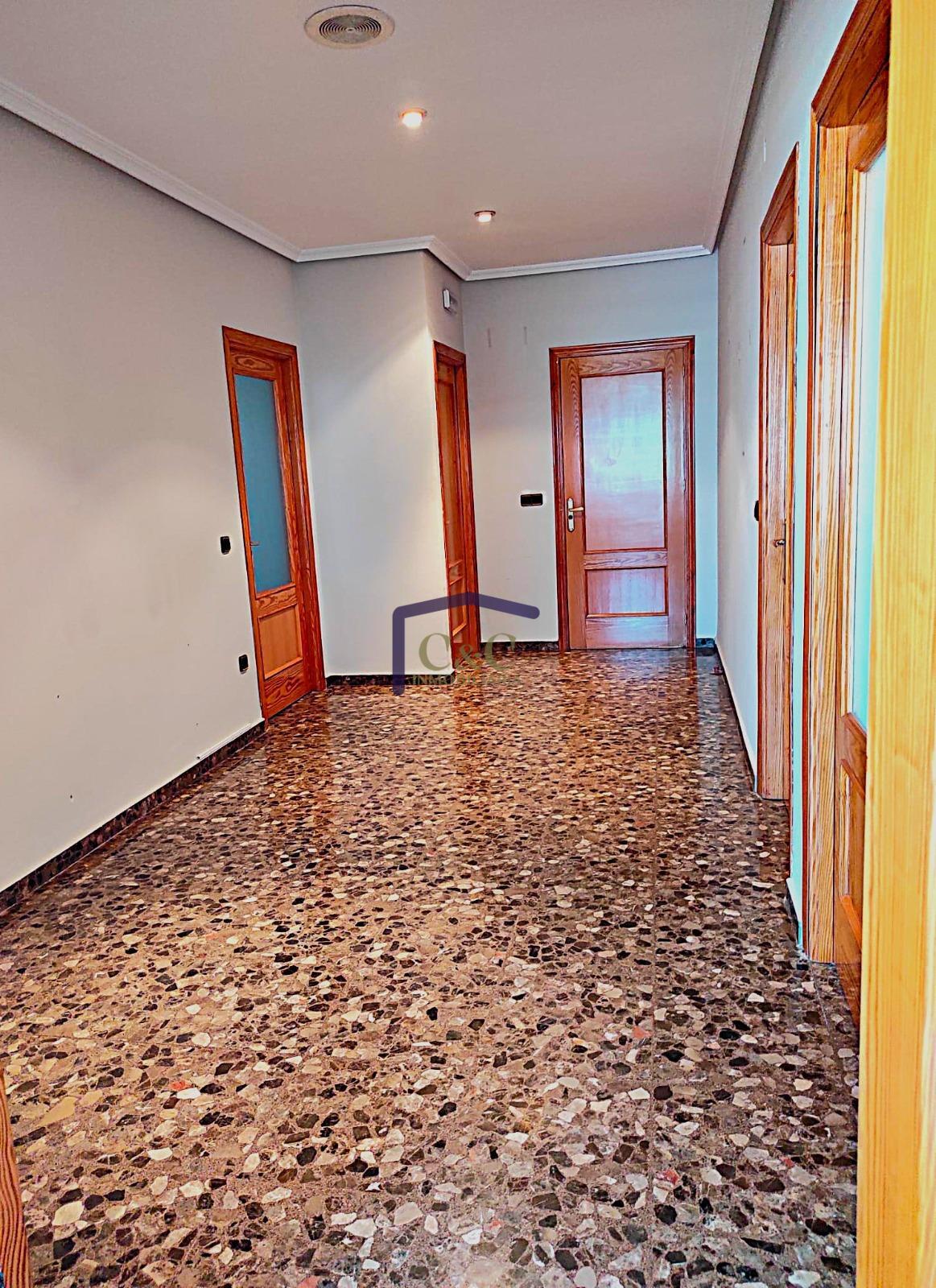 Venta de nave en Manzanares