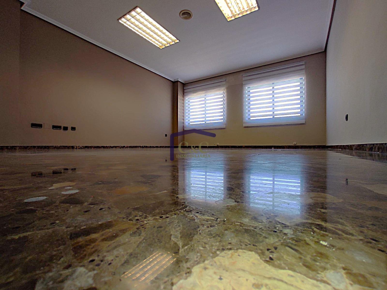 Venta de nave en Manzanares