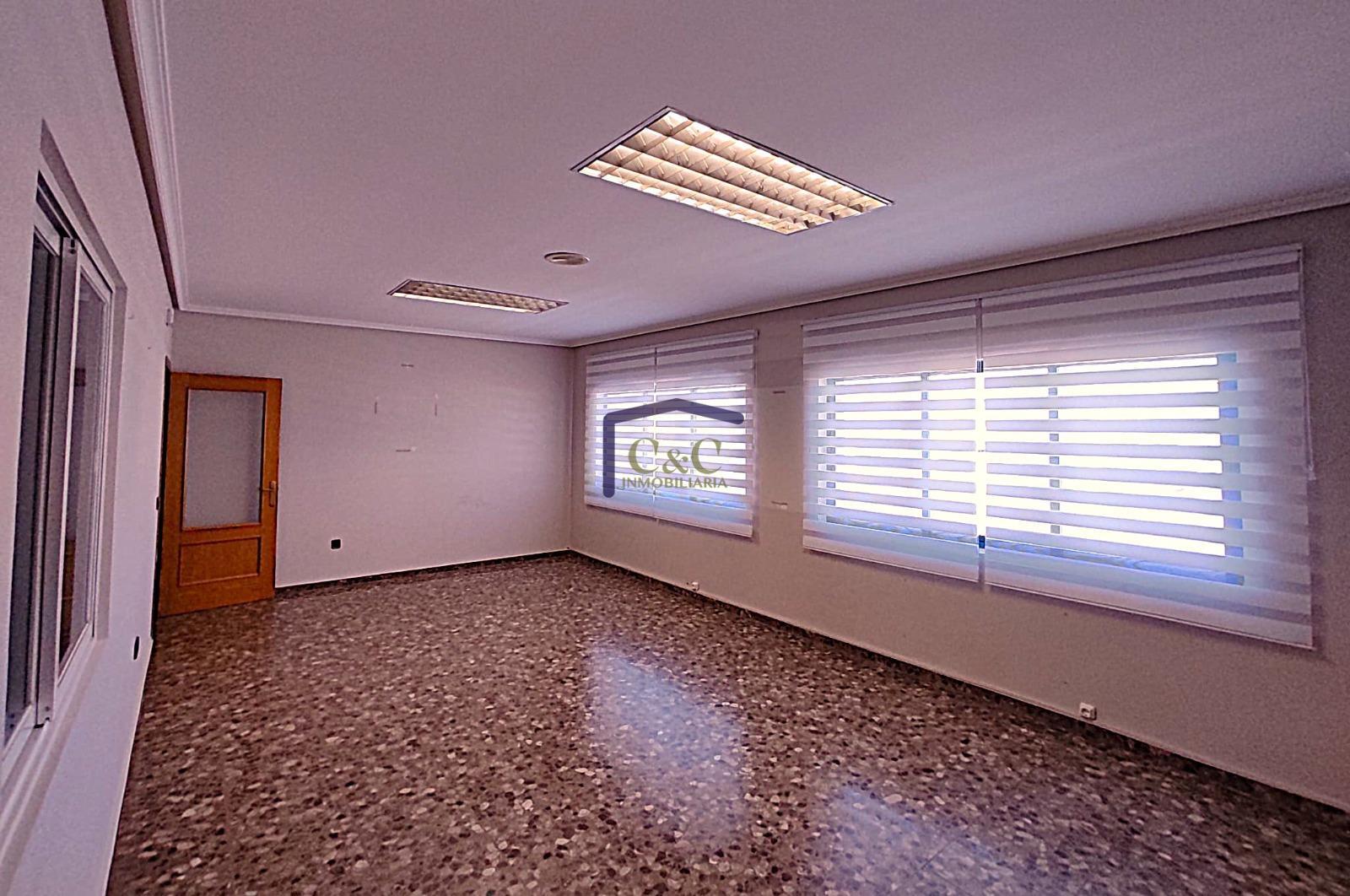 Venta de nave en Manzanares