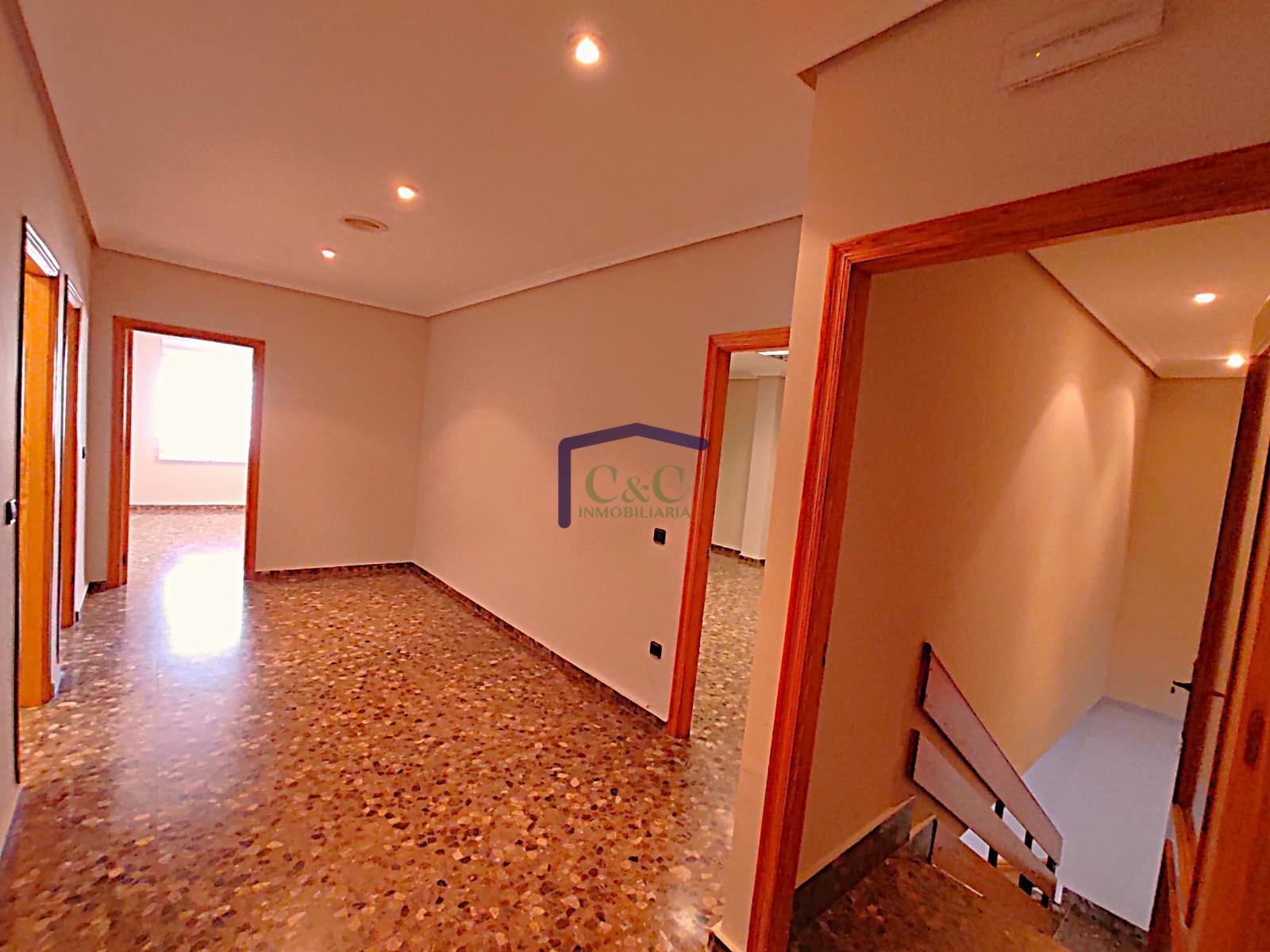 Venta de nave en Manzanares