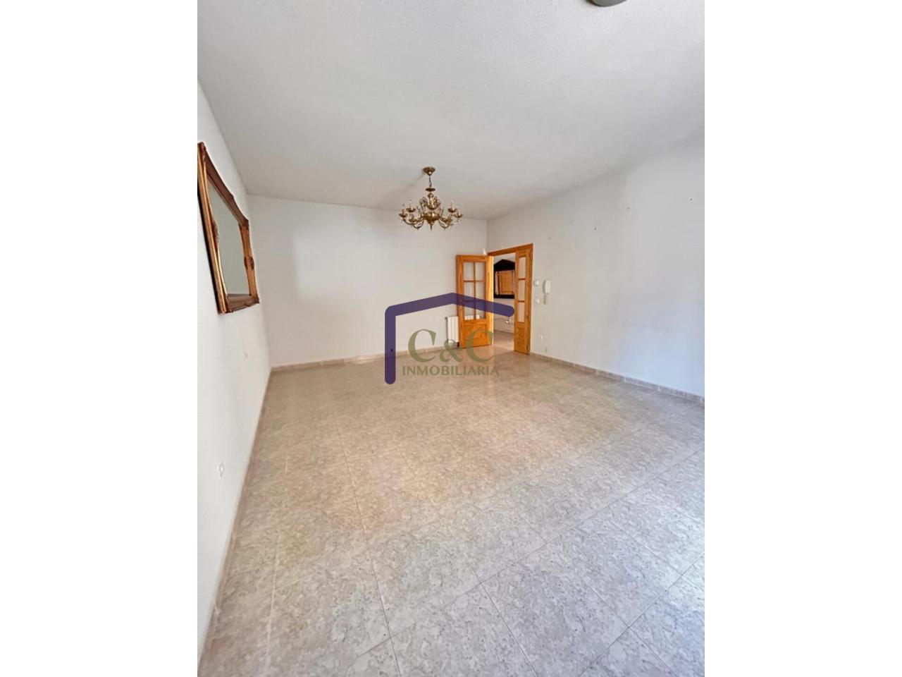 For sale of house in Manzanares