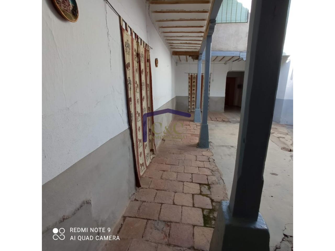 For sale of house in Manzanares
