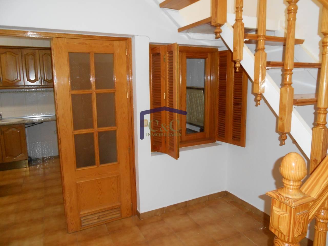 For sale of house in Membrilla