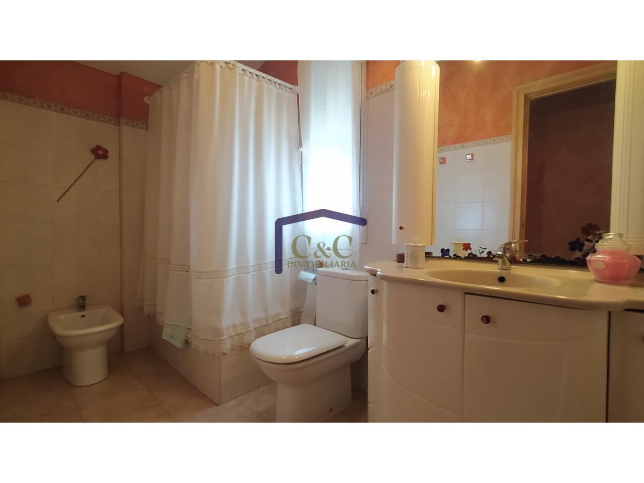 Venta de casa en Manzanares