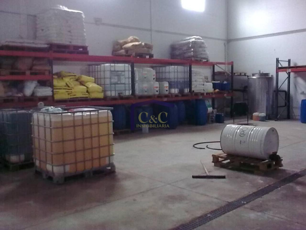 Venta de nave en Manzanares