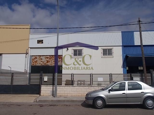 Venta de nave en Manzanares