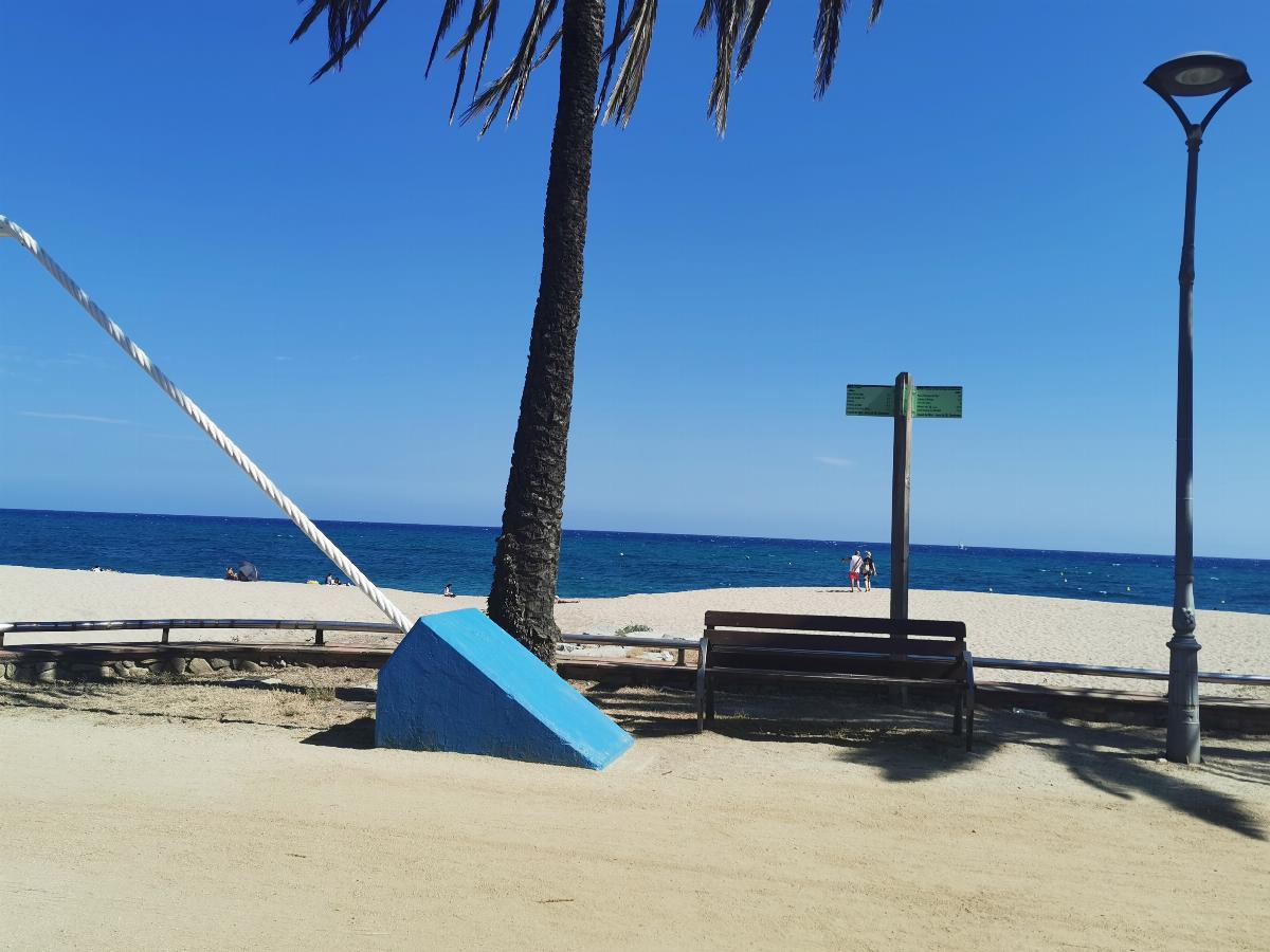 For sale of flat in Canet de Mar