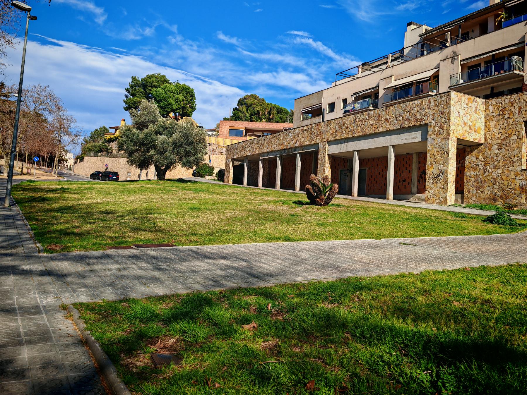 For sale of garage in Canet de Mar