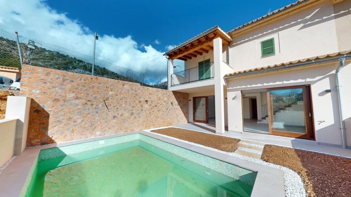 For sale of chalet in Alaró