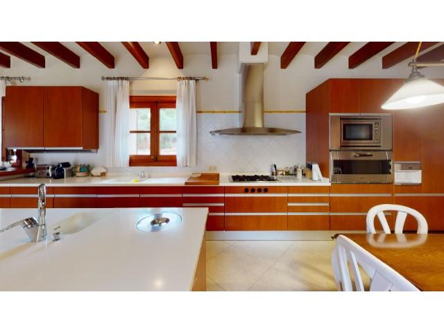 For sale of house in Algaida