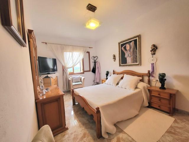 For sale of house in Alaró