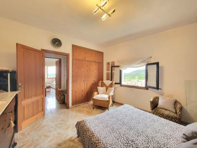 For sale of house in Alaró