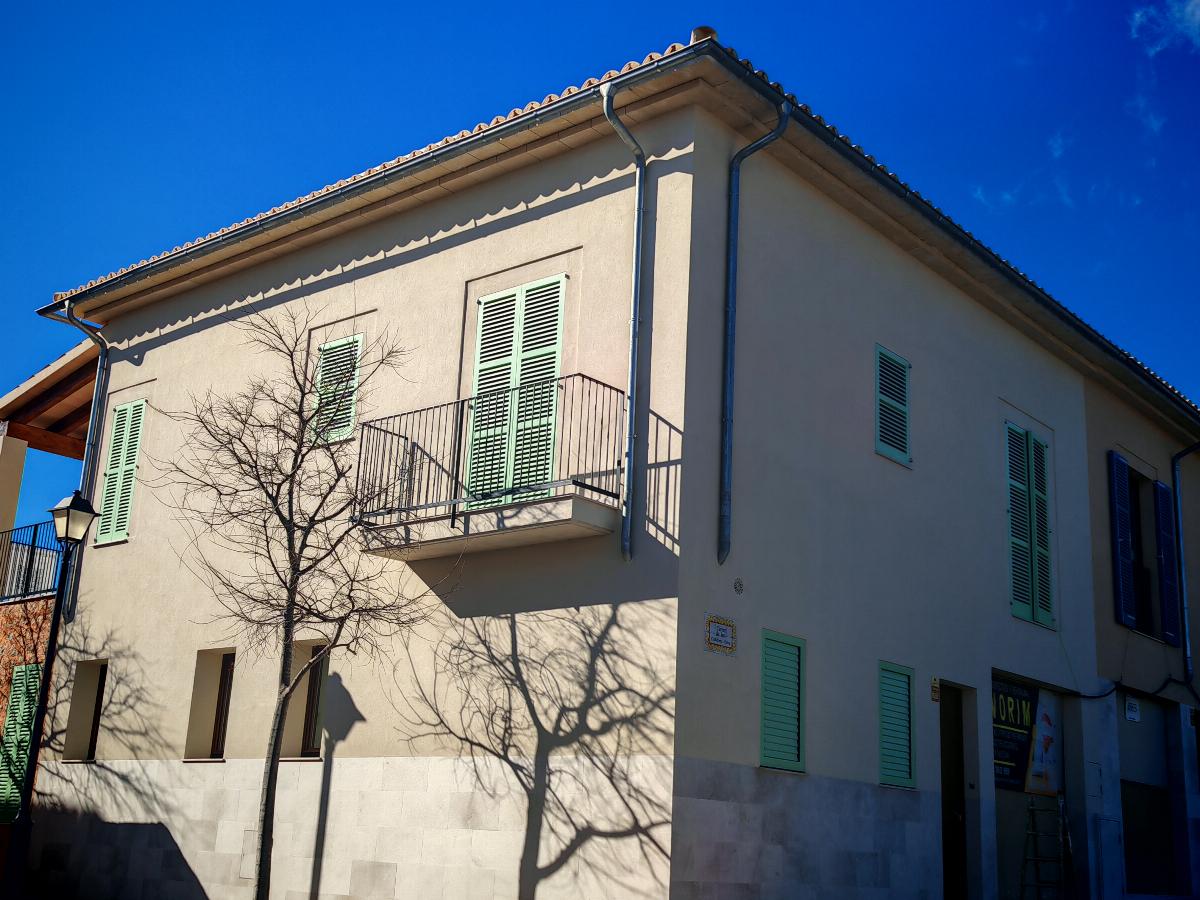 For sale of house in Alaró