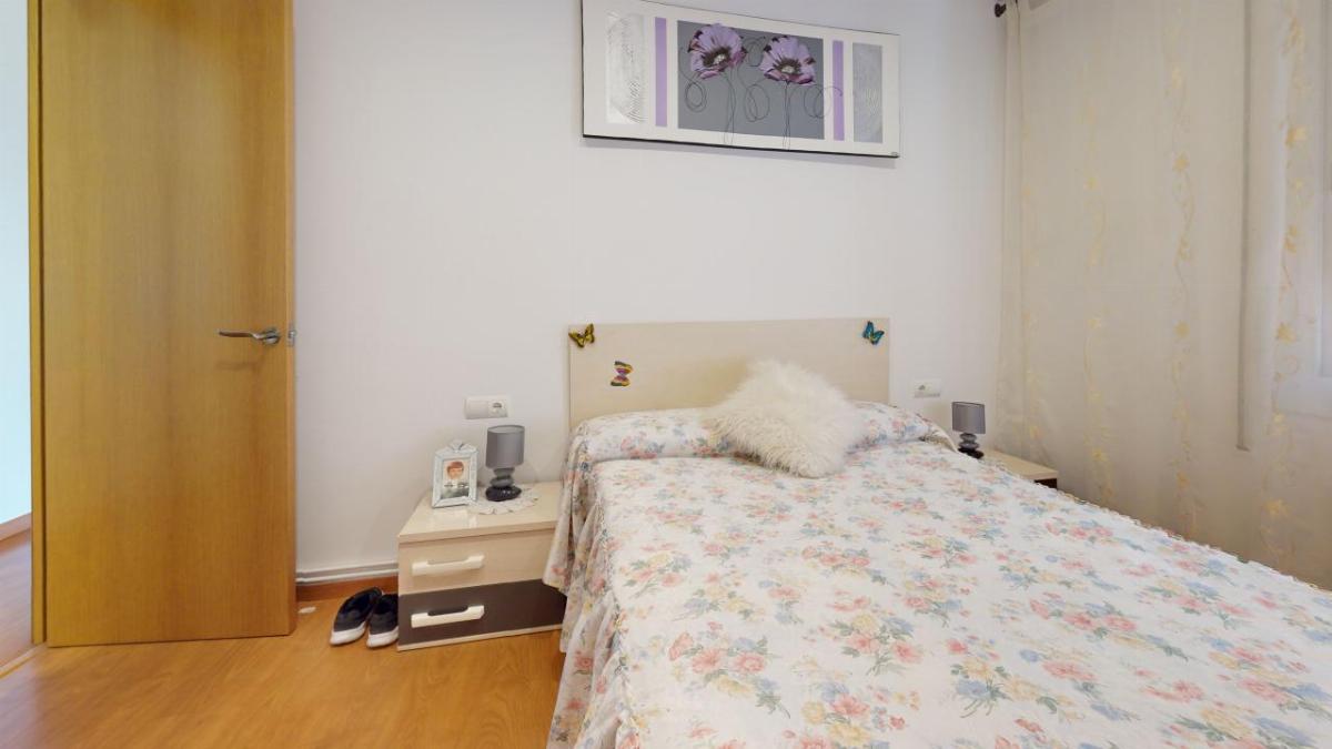 For sale of flat in Canet de Mar