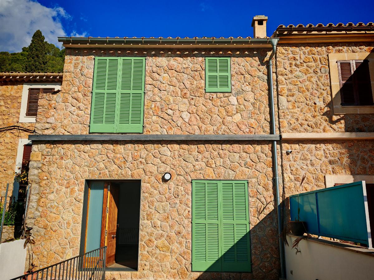 For sale of chalet in Alaró