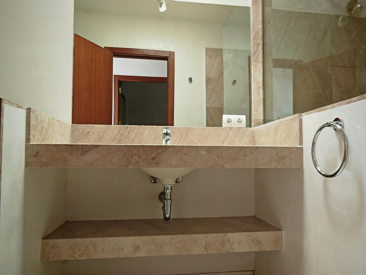 For sale of chalet in Alaró
