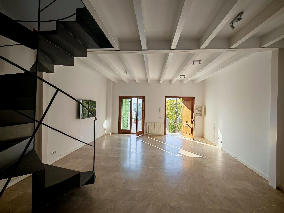 For sale of chalet in Alaró